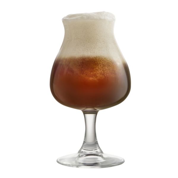 Verre de bière brune avec mousse