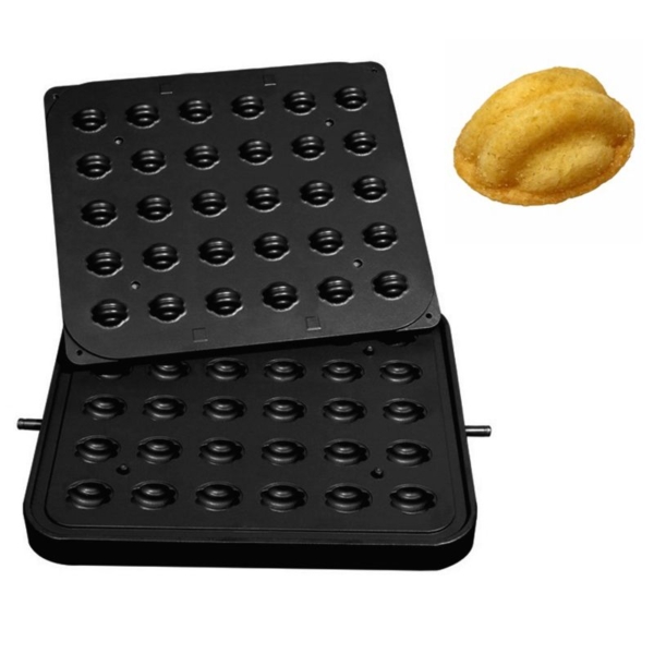 Moule à madeleines noir.