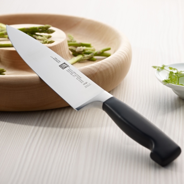 ZWILLING | QUATRE ÉTOILES - Couteau de chef - Lame : 200mm