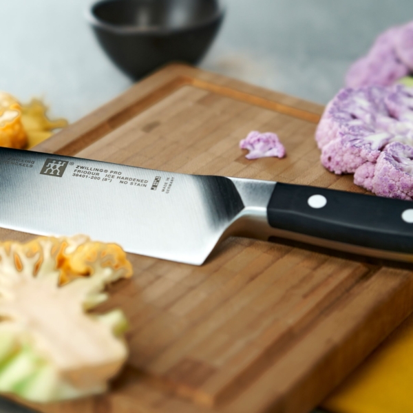 ZWILLING | PRO - Couteau de chef - Lame : 200mm