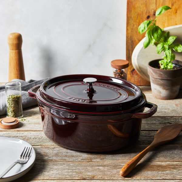 STAUB | LA COCOTTE - Cocotte - ovale - 330mm - Fonte - Grenadine-Rouge