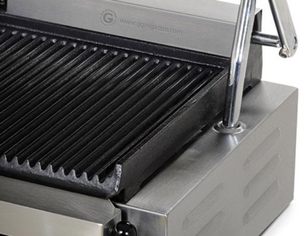 Grill de contact - 4,4 kW - Rainuré en haut et en bas - Surface de cuisson : 475x230mm