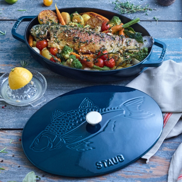 STAUB | SPECIALITIES - Plat à four avec couvercle - ovale - 330 mm - Fonte - La Mer