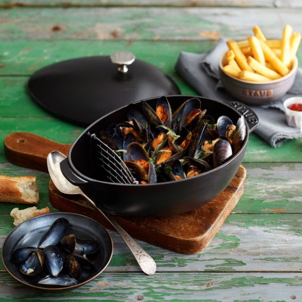 STAUB | SPECIALITIES - Casserole à Moules - ovale - 250mm - Fonte - Noir